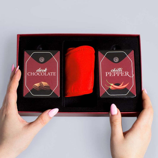 Jogo Chocolate & Picante (24 Cartas Chocolate, 24 Cartas Picante, Venda Olhos) (Português) - Pérola SexShop