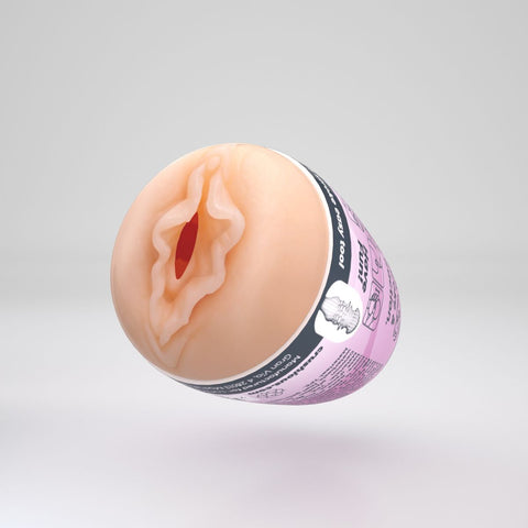 Apresentação do Ovo Masturbador Ezy EGG The Skilled na mão, destacando sua facilidade de uso e transporte.