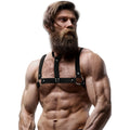 Arnês de Peito de Couro Ajustável Fetish Harness: feito em couro vegano, com estrutura ajustável que se adapta perfeitamente ao corpo.