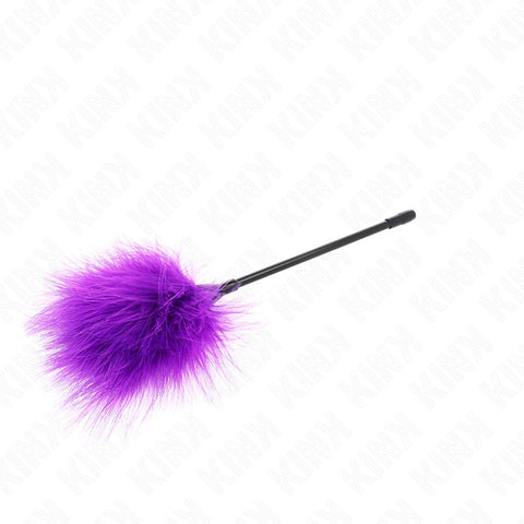 Plumas KINK Roxo 27 cm, um acessório ousado que traz um toque expressivo e arrojado ao seu visual.
