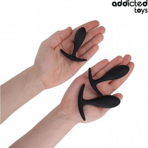 Kit Anal 3 Plugs da Addicted Toys, destacando a base ergonômica que garante segurança durante o uso.
