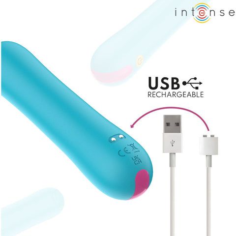 Vibrador Intense CLAUDIA, destacando a textura de silicone super suave e seu formato ergonômico.